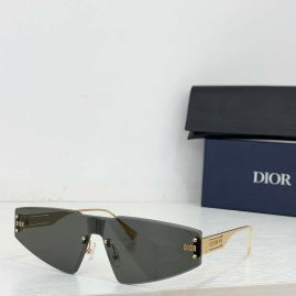 Picture of Dior Sunglasses _SKUfw55775642fw